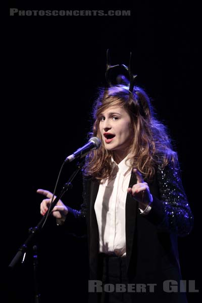 CHRISTINE AND THE QUEENS - 2011-06-23 - PARIS - La Cigale - 